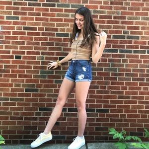 Meet your Posher, Julia